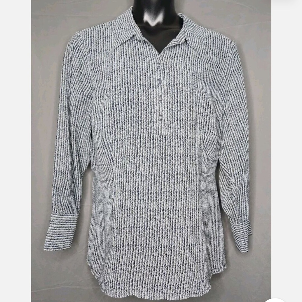 Women's Navy and White Button Down Shirt